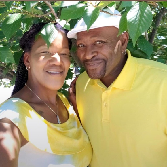 Meet your Posher, Tina - Picture 5 of 5